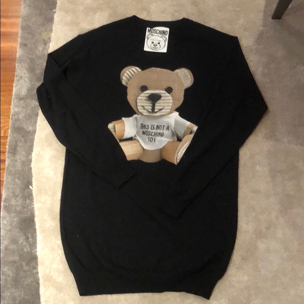 AUTHENTIC LIKE NEW* Moschino sweater